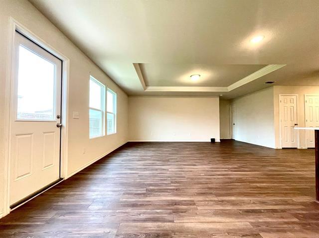 Building Photo - 904 Paso Fino Dr