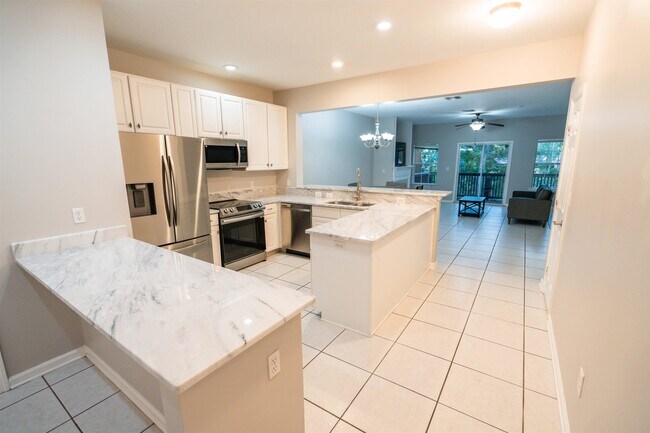 Foto del edificio - 1325 Stone Rd