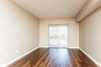 1BR, 1BA - 678 SF - The Foxfire - Remington Woods