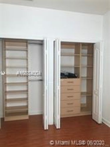 Foto del edificio - 7070 NW 177th St