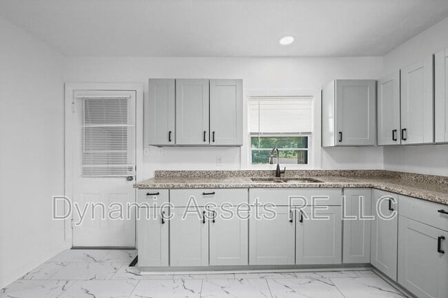 Foto del edificio - 405 N Walnut St