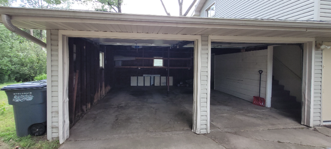 Building Photo - 310 Poplar St