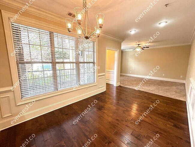 Foto del edificio - 2300 Peachford Rd