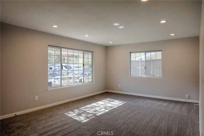 Building Photo - 29433 Abelia Rd