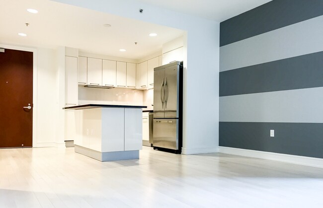 Foto del edificio - 631 Folsom St