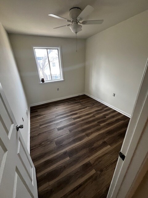 Building Photo - 8004 Community Dr