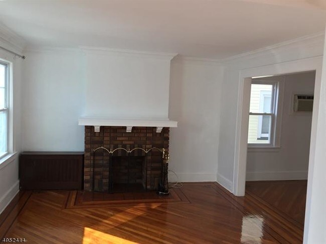 Foto del edificio - 215 Jacoby St