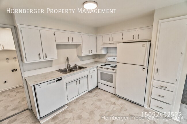 Foto del edificio - 2125 W Grace Ave