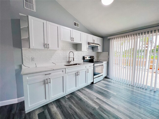 Foto del edificio - 10204 Bellhurst Ct