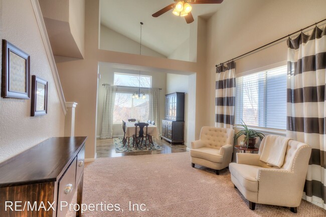 Building Photo - 4 br, 3 bath House - 5437 Thresher Ln,