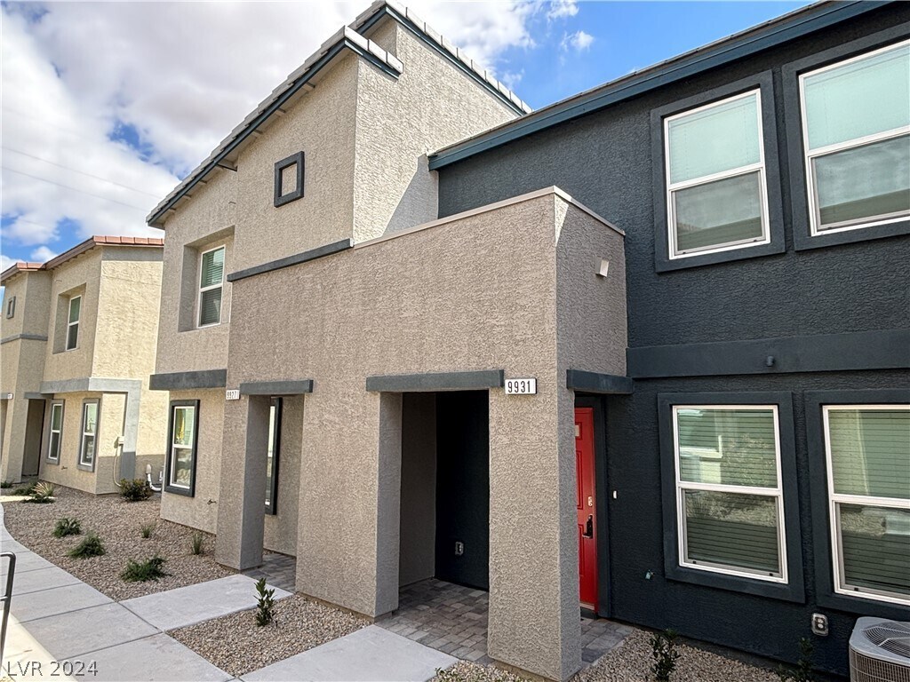 9931 Florence Hills St, Enterprise, NV 89141 Townhome Rentals in