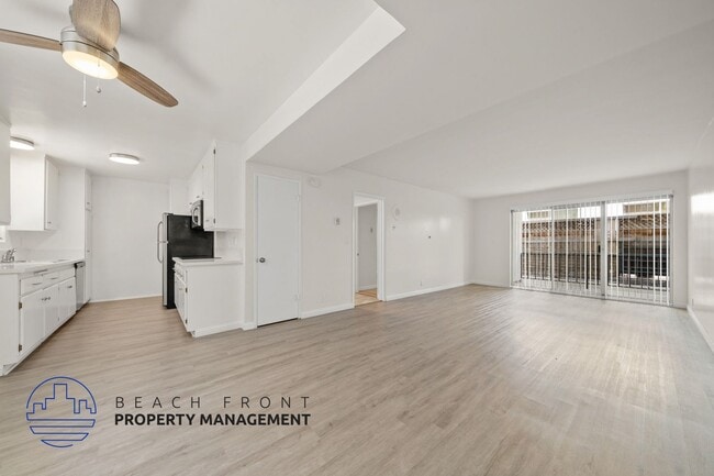 Building Photo - 834 2nd St.