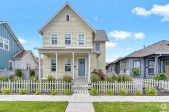 Building Photo - 10882 Lake Island Dr