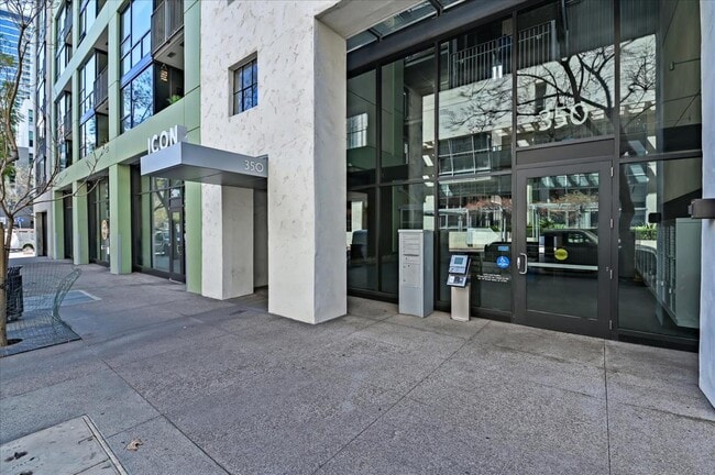 Foto del edificio - 350 11th Ave