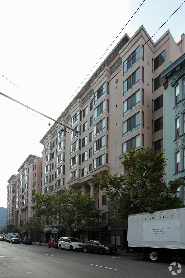 Foto del edificio - Turk Street Family Apartments