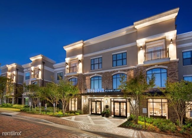 Building Photo - 2370 Chattahoochee Dr