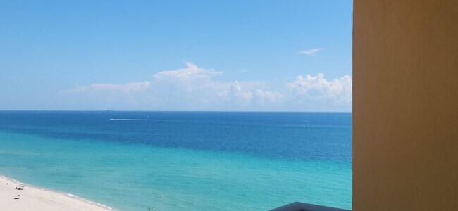 Foto del edificio - 2501 S Ocean Dr