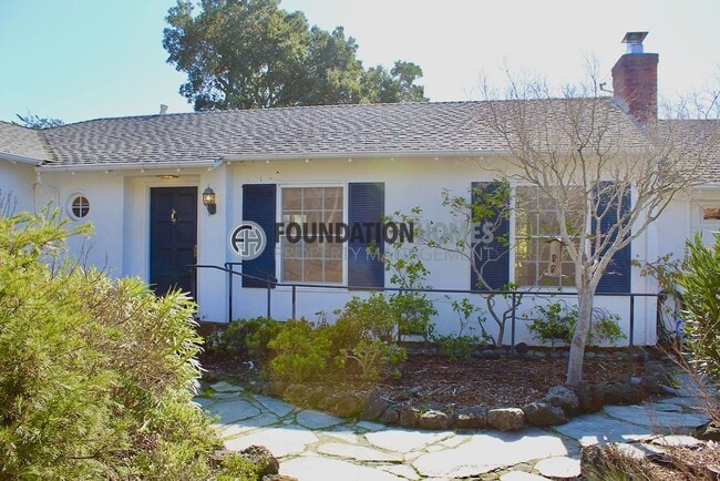 Building Photo - Charming, Light-Filled Home in Coveted Forbes/Sun Valley Neighborhood!  FOUNDATION