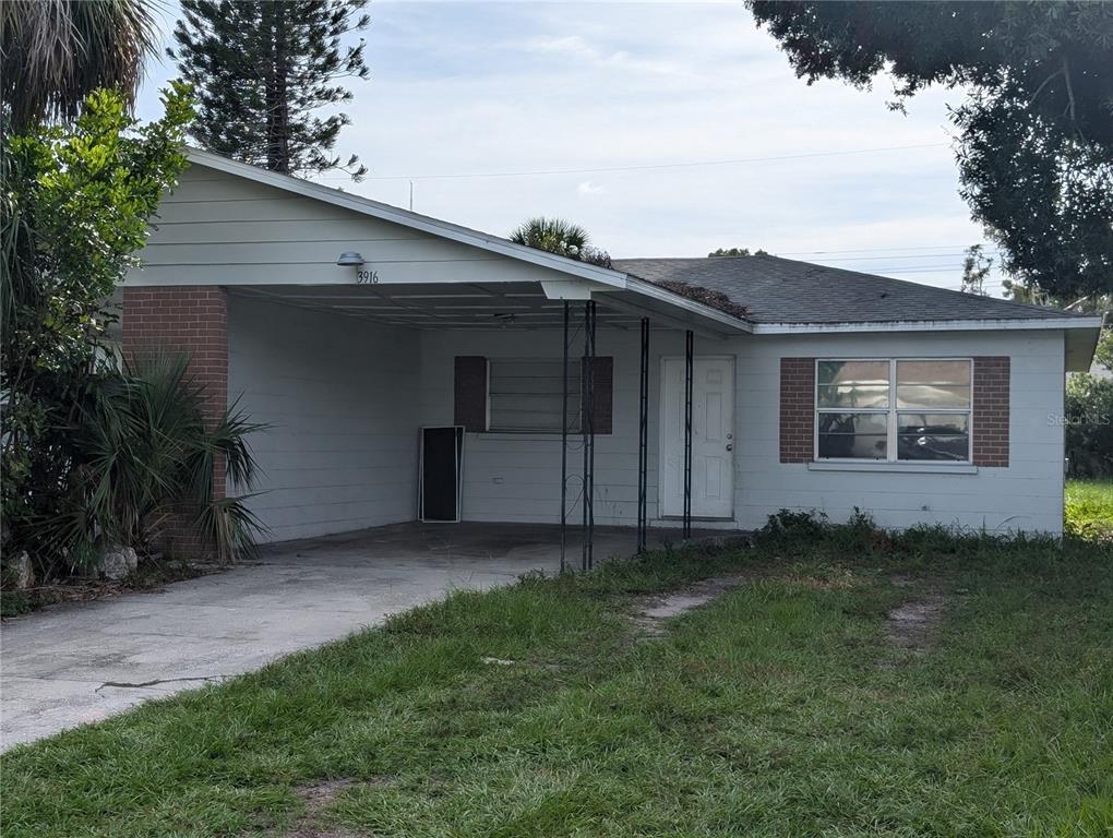 Foto principal - 3916 25th St W