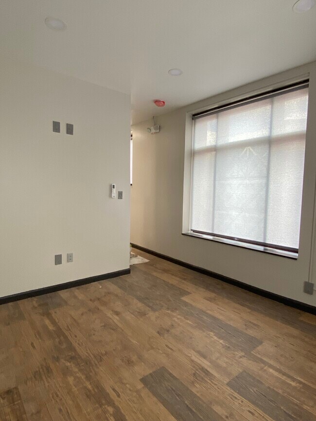 Foto del edificio - 101 E Lincoln Ave