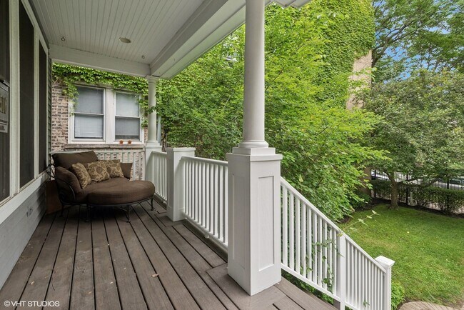 Foto del edificio - Luxurious Single Family Home in Lincoln Sq...