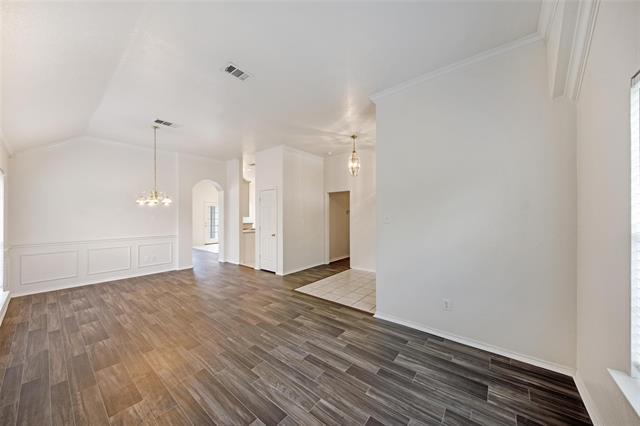 Building Photo - 5840 Legend Ln