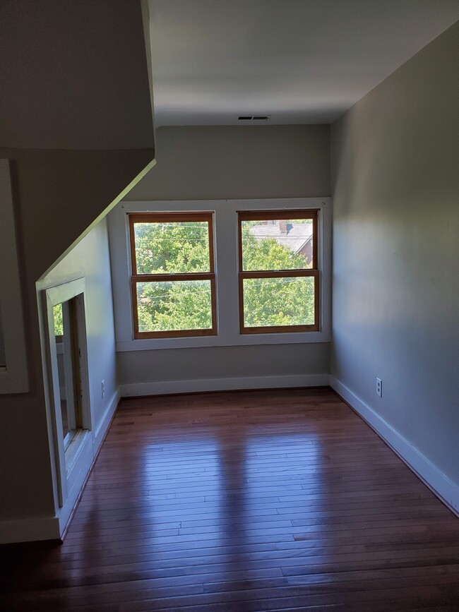 Main Bedroom: Hardwood floor throughout - 95 W 1st Ave