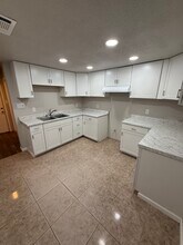 Building Photo - 1060 B St