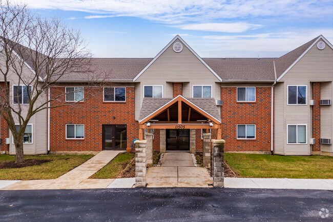 Entrada - Courtyard Senior Apartment Homes - 55+