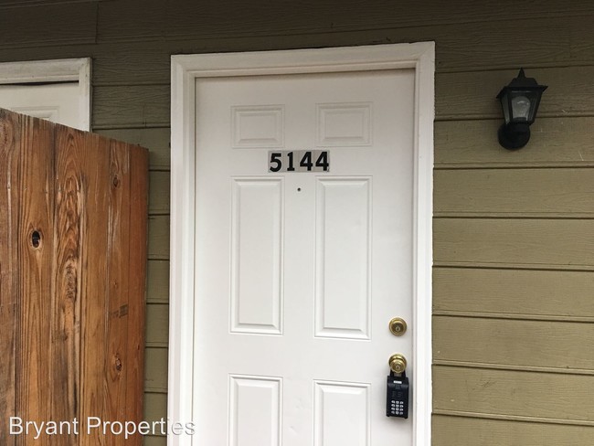 Building Photo - 1 br, 1 bath House - 5144 Linbar Dr