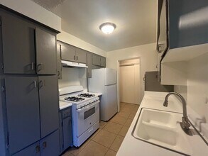 Building Photo - 8070 Langdon Ave