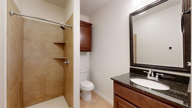 Building Photo - 206 N Main St