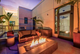 Building Photo - 133 The Promenade N