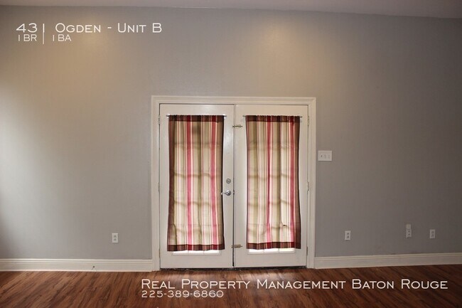 Building Photo - Suite in Ogden Park!
