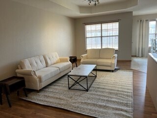 Building Photo - 818 E Kc Ct