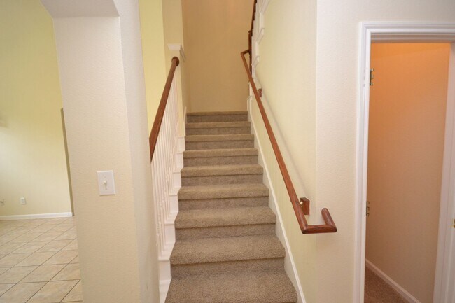 Foto del edificio - 1123 Winding Creek Pl
