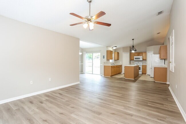 Building Photo - 2623 Bluewave Dr