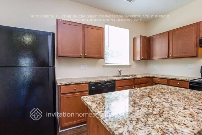 Foto del edificio - 1562 Ewing Farm Dr