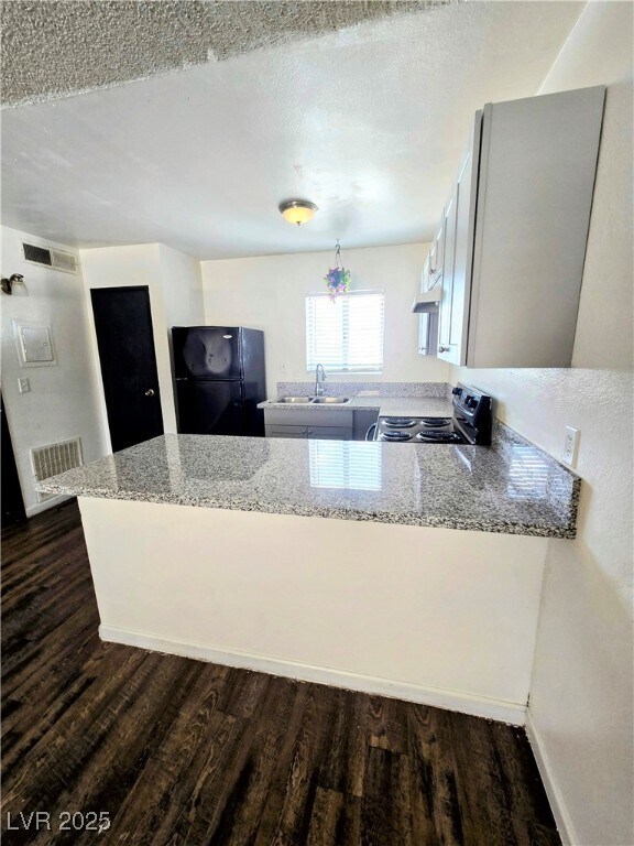 Foto del edificio - 844 N Held Rd