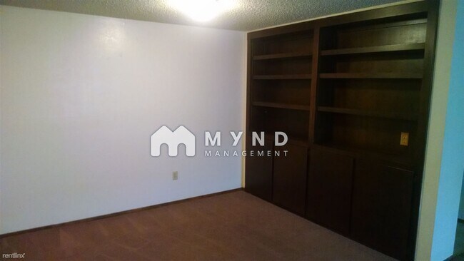 Building Photo - 2 br, 1 bath House - 3002 Olive Glen Ct