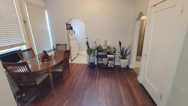 Foto del edificio - Stonehenge Hall LLC - 343
