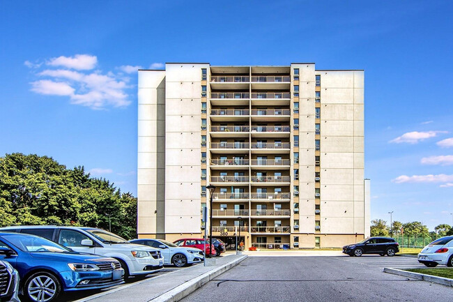 Photo du bâtiment - Bryden Apartments