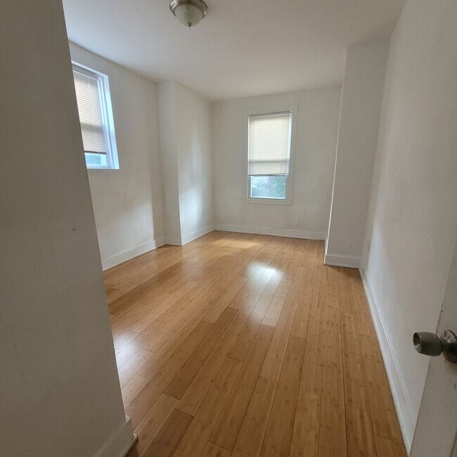 Foto del edificio - Coming soon!