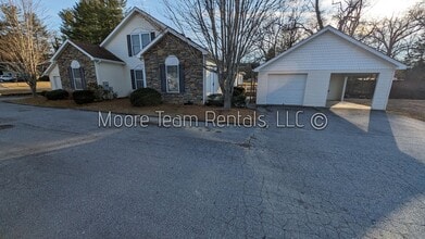 Building Photo - 74 Turnabout Ln