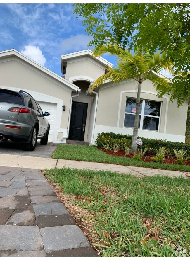 Pinewood Manor Apartments under 3,000 Homestead, FL 1 Rentals
