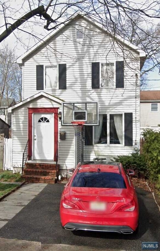 Foto principal - 46 W Railroad Ave