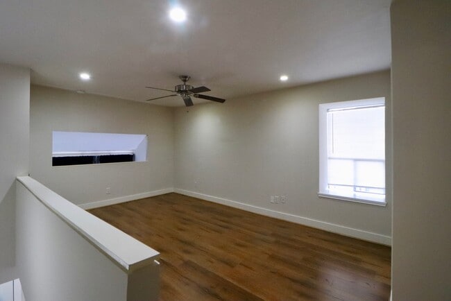 Building Photo - 5929 Queensloch Dr