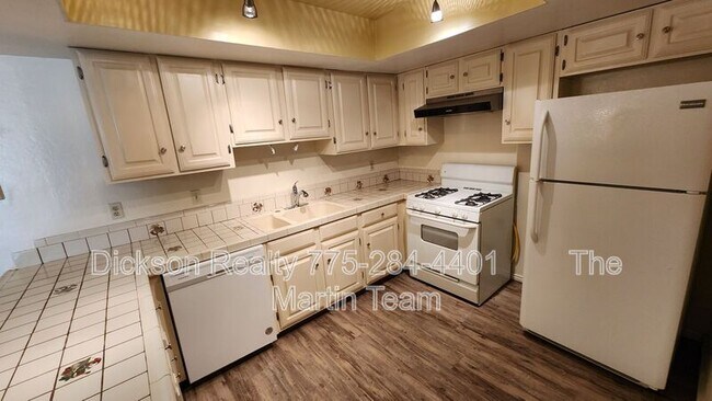 Foto del edificio - 2300 Dickerson Rd