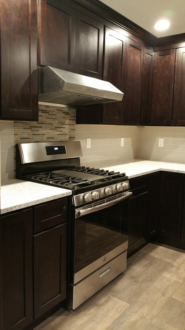 Foto del edificio - 1063 NE 47th Ave