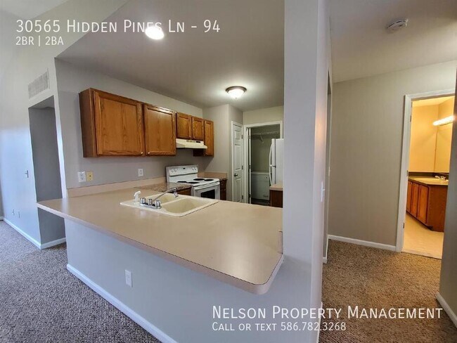 Foto del edificio - 30565 Hidden Pines Ln